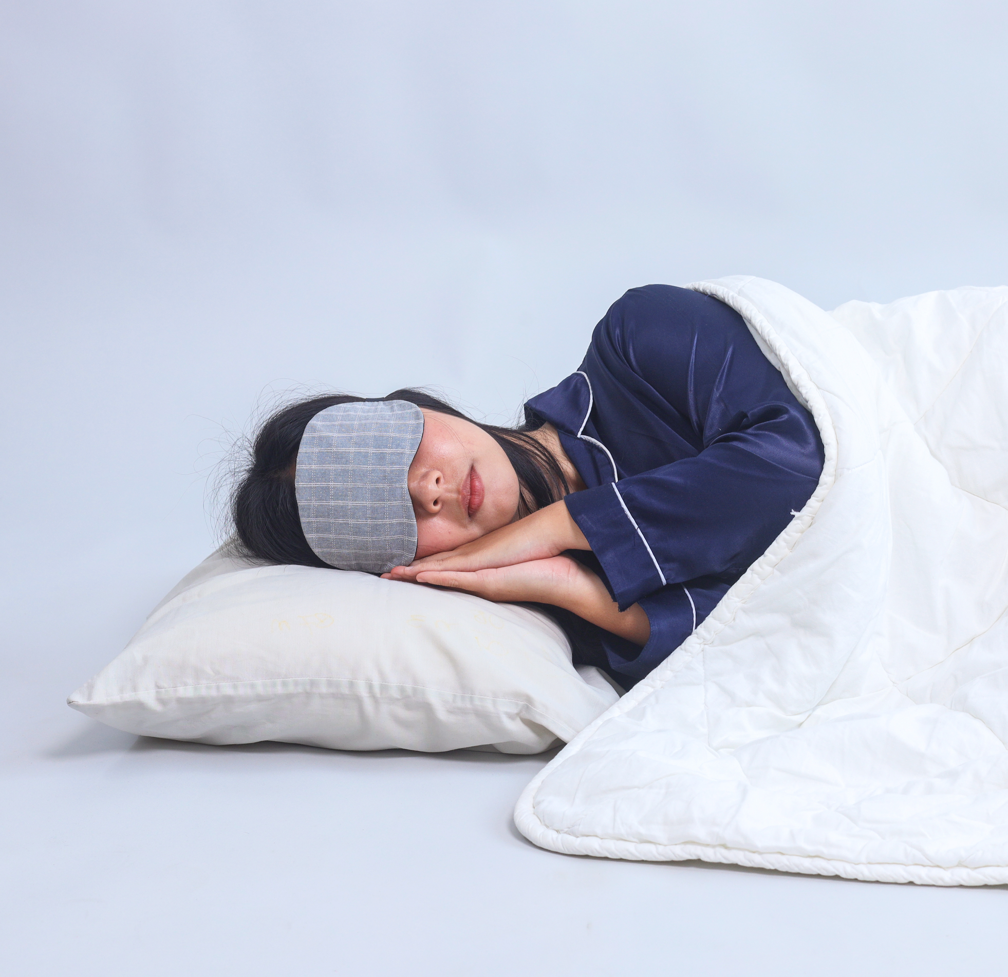 拆解 5 個令你愈補眠愈攰嘅睡眠迷思